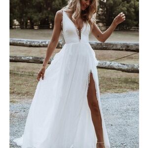 Elegant White Lace Dress